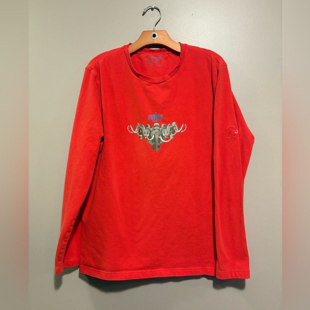 Mammut Red Graphic Long Sleeve Shirt